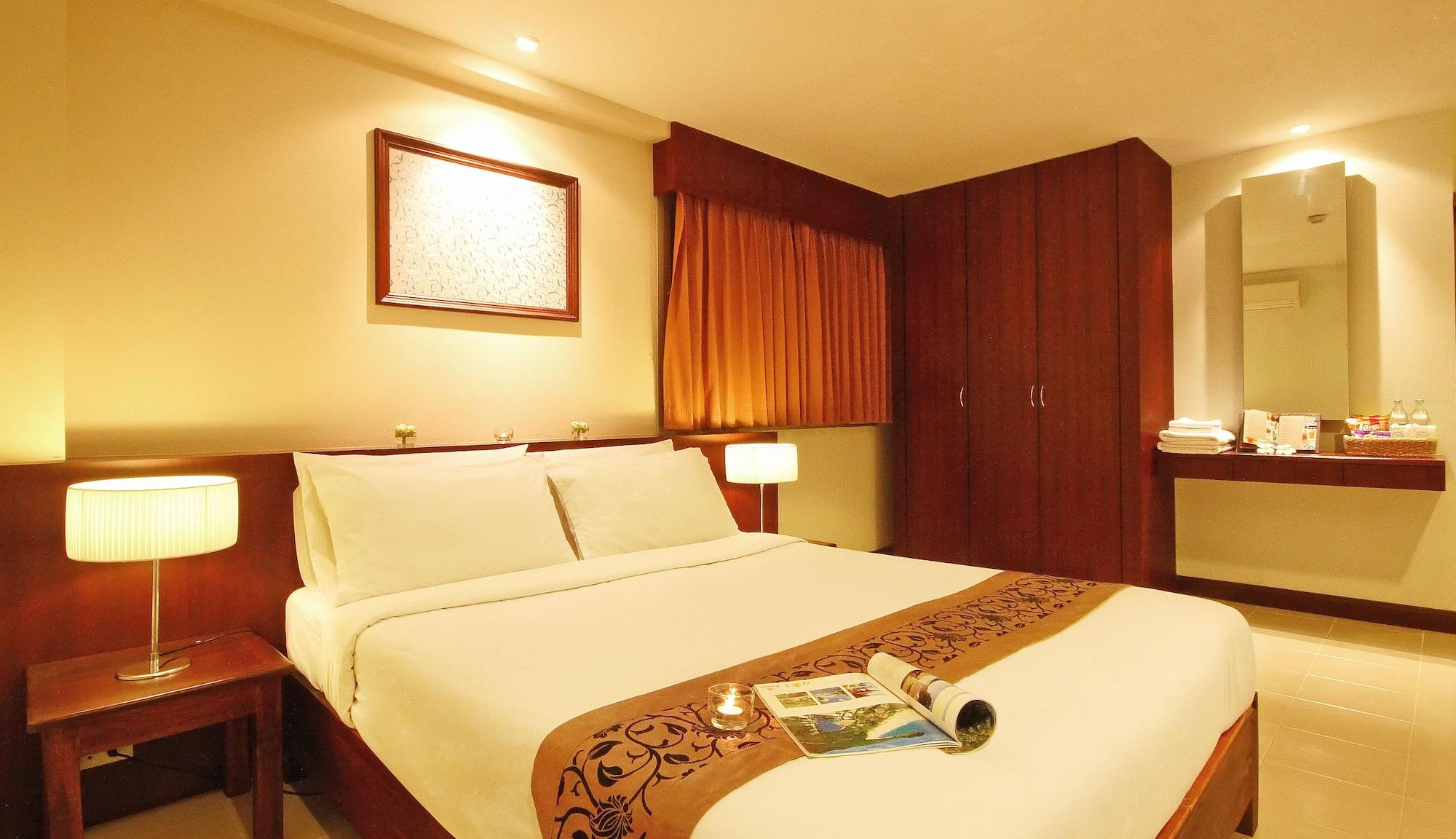 Floral Shire Suvarnabhumi Airport Hotel 3*