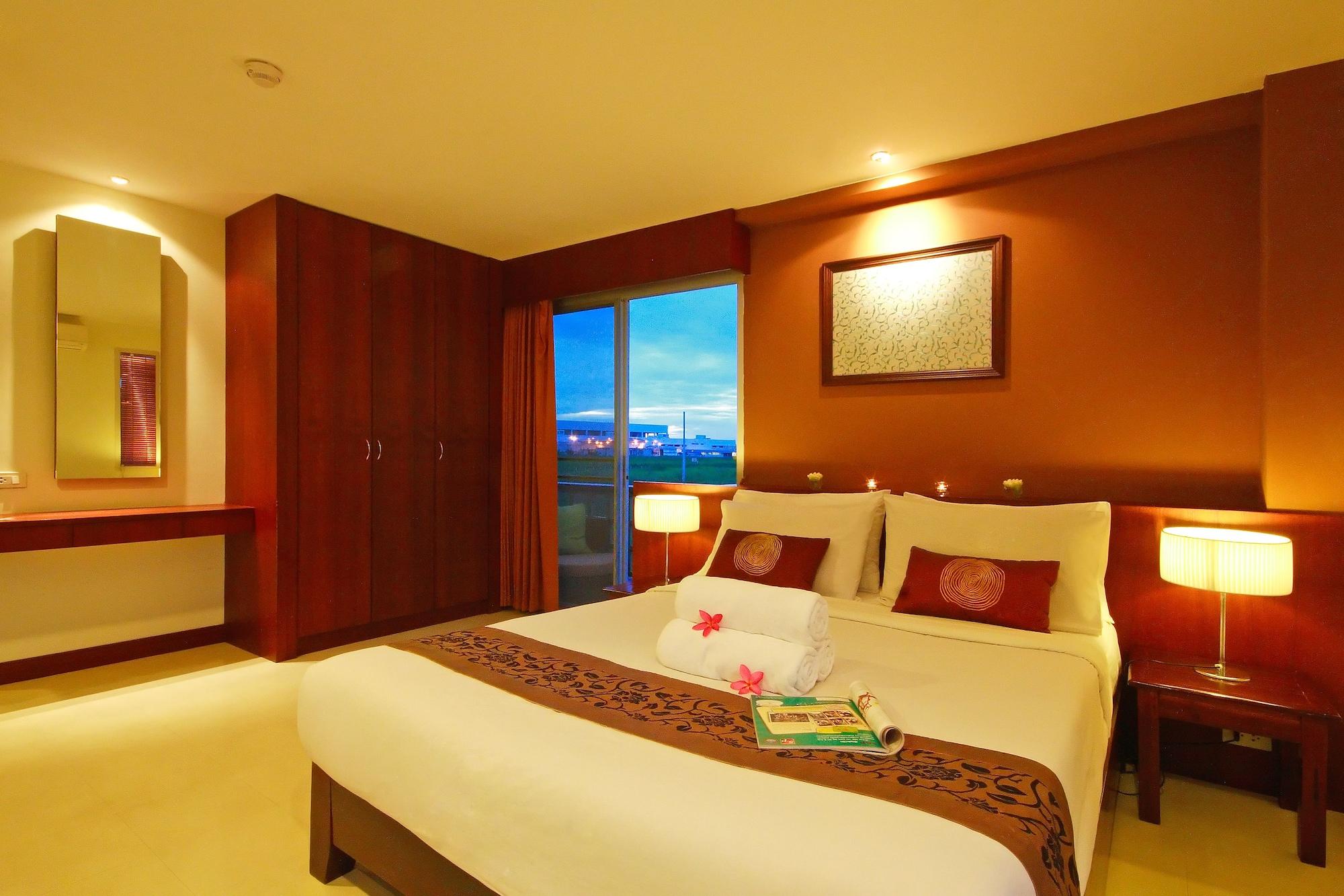 Floral Shire Suvarnabhumi Airport Hotel 3*