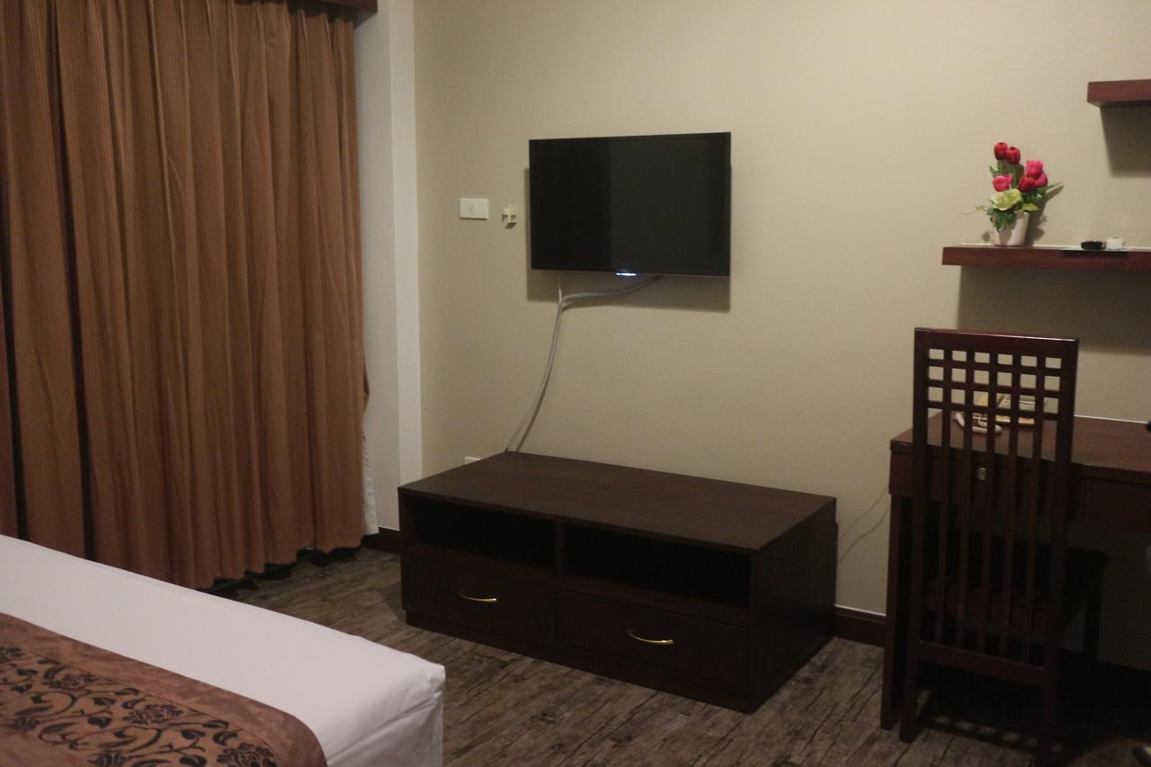 Hotel Floral Shire Suvarnabhumi Airport 3*