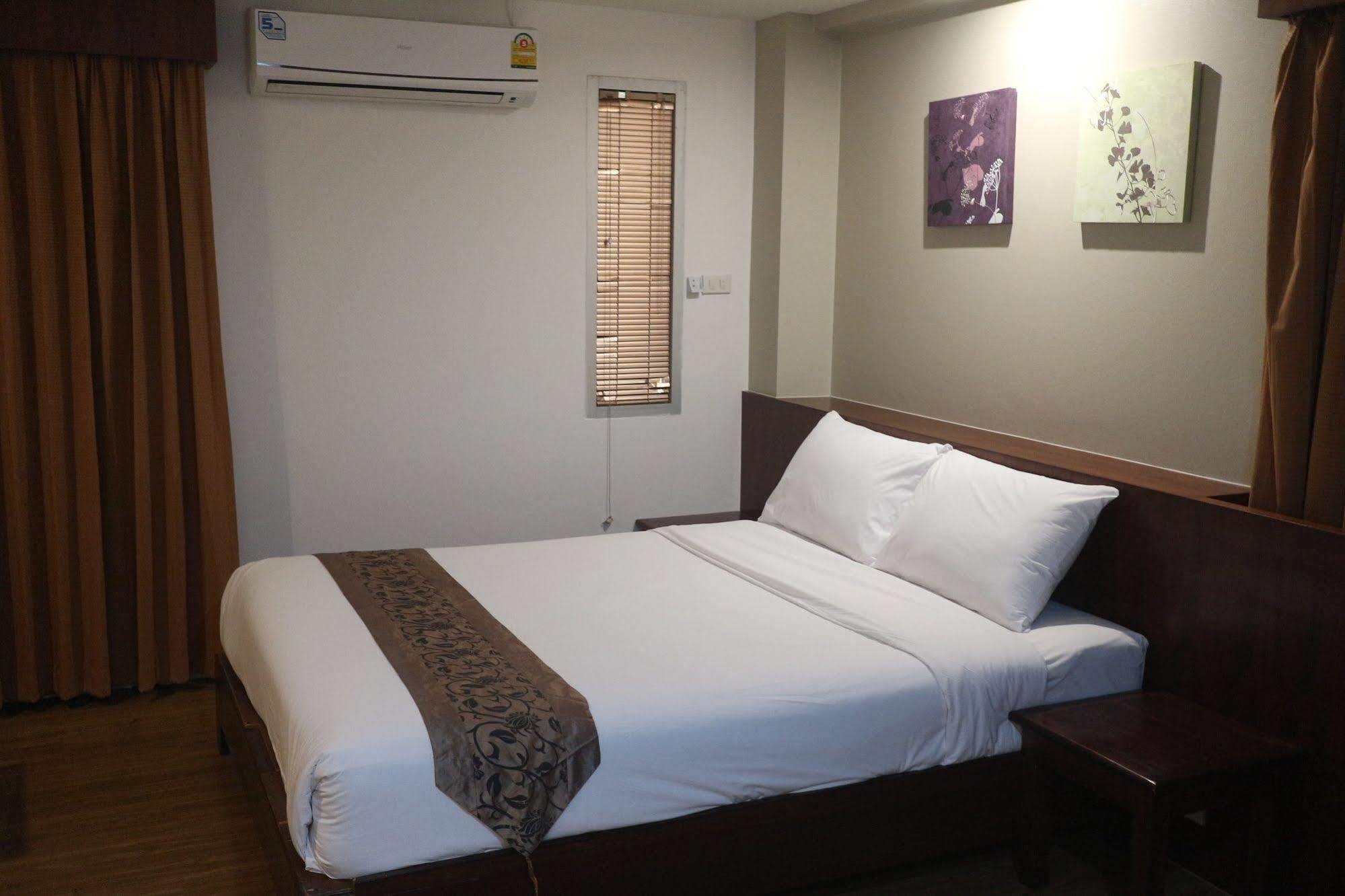 Hotel Floral Shire Suvarnabhumi Airport Bangkok
