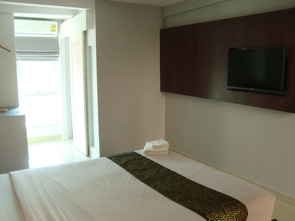 Hotel Floral Shire Suvarnabhumi Airport